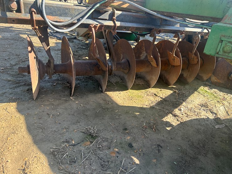 john-deere-30-image-24