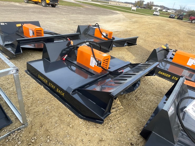 #3247-•-wolverine-72"-skid-steer-brush-cutter-image-7