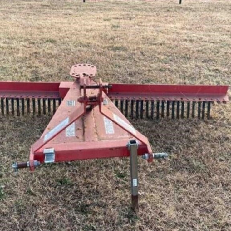 King Kutter model TYR-96 Rake 3Pt