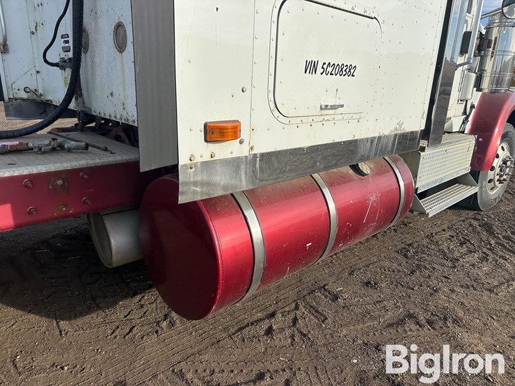 2005-international-9900i-image-9