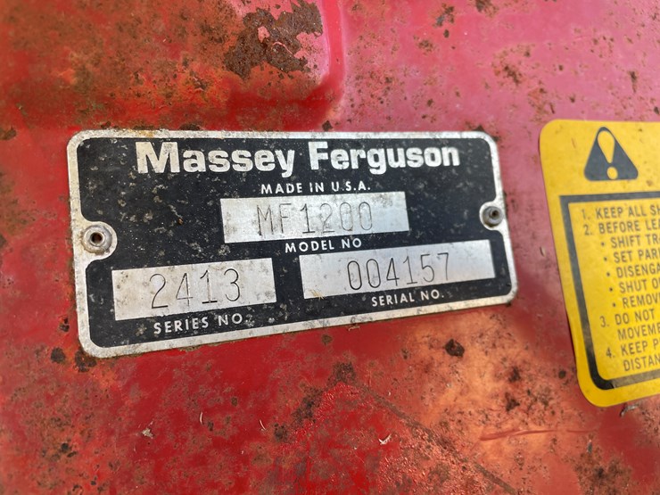 massey-ferguson-1200-image-29