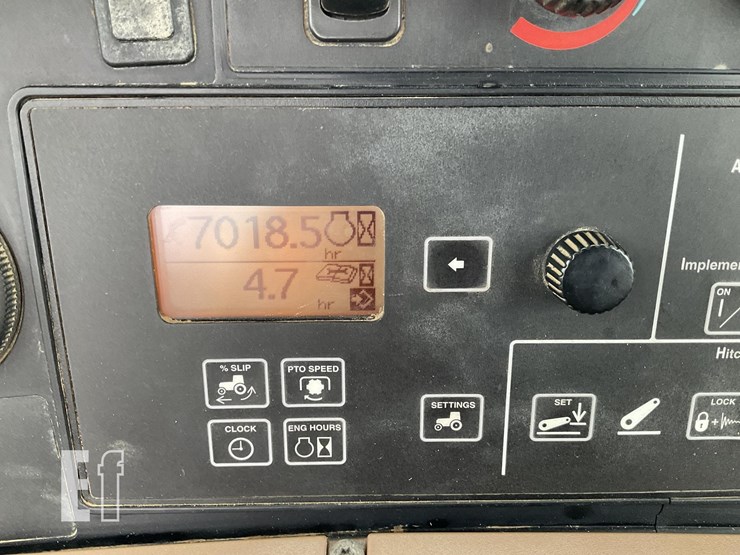 john-deere-8230-image-8