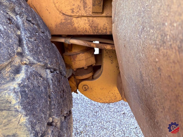 1990-caterpillar-769c-image-64