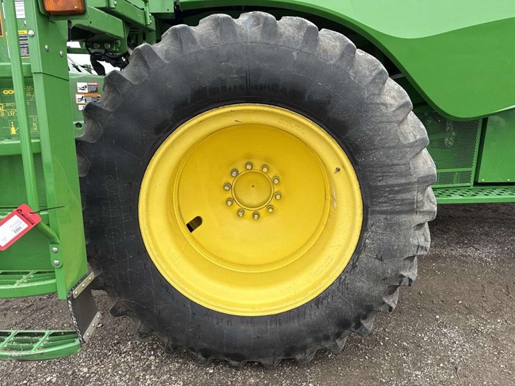 john-deere-s680-image-13