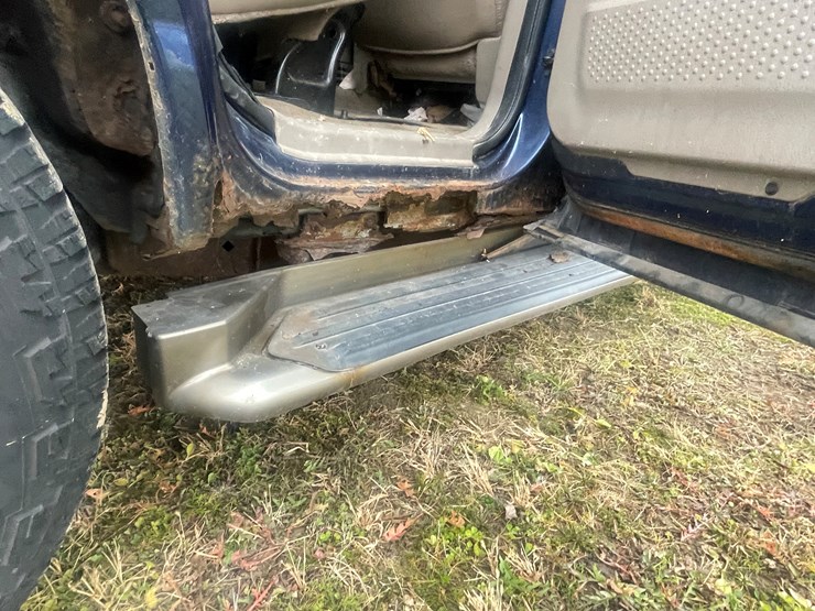 2004-ford-explorer-image-31