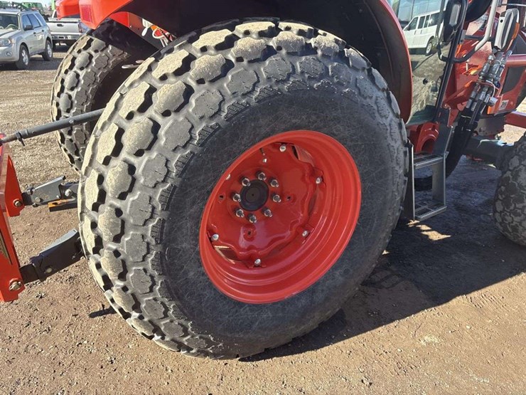 kubota-m5-111-image-10