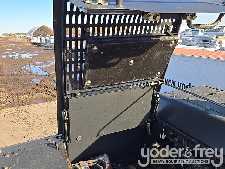 2022-komatsu-pc490-lc-11-image-83