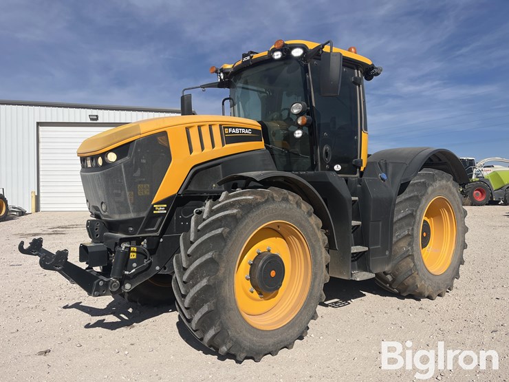 2021-jcb-fastrac-8330-image-1