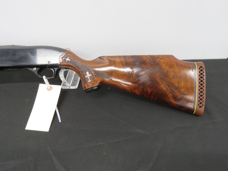 winchester-model-1400-semi-auto-12-gauge-shotgun-image-3