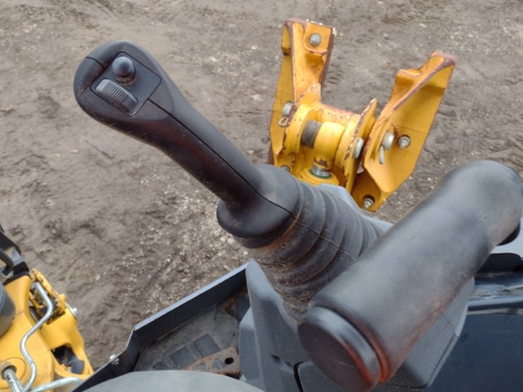 deere-310sl-image-12