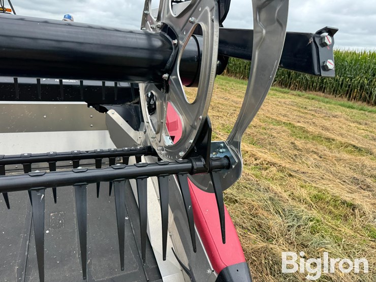 2024-case-ih-30-image-17