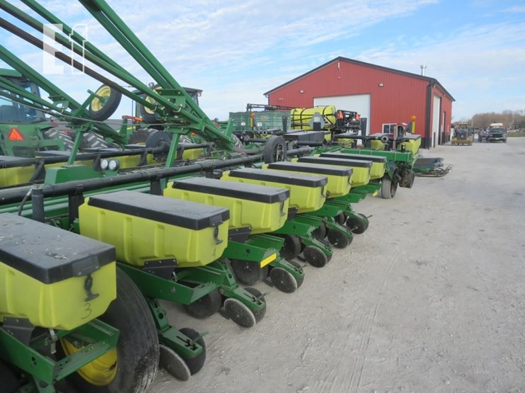 john-deere-1770-image-10
