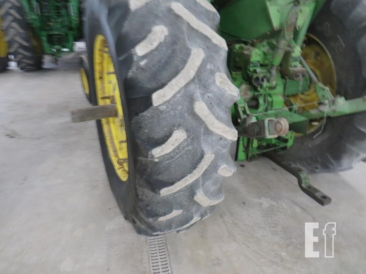 john-deere-4320-image-14