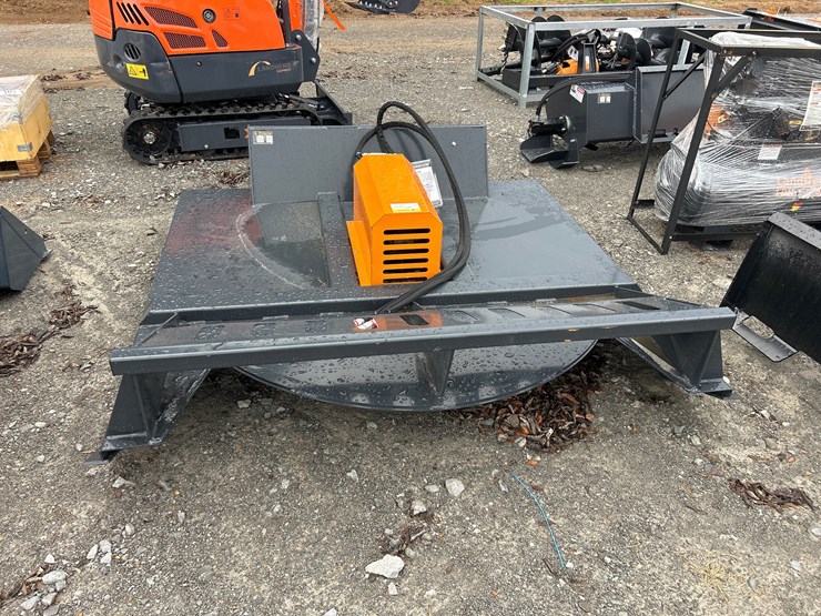 #108-•-wolverine-skid-steer-cutter-image-2