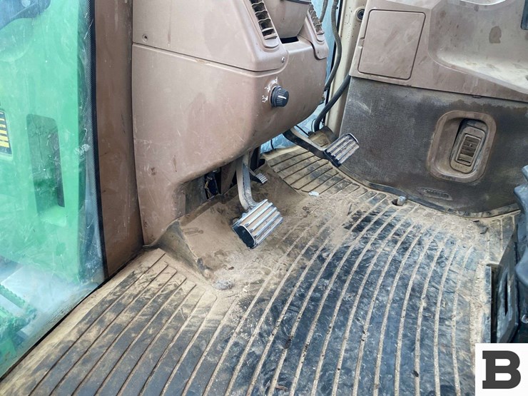 2004-john-deere-9320-image-69