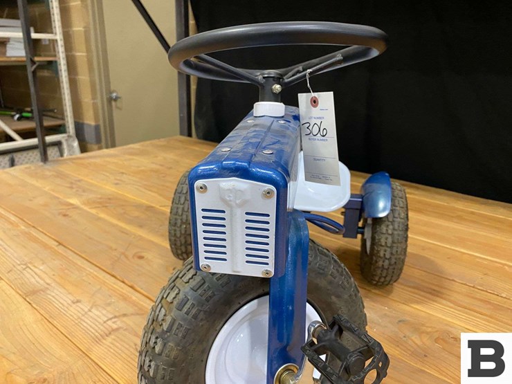 ol'-blue-toy-pedal-tricycle-image-8