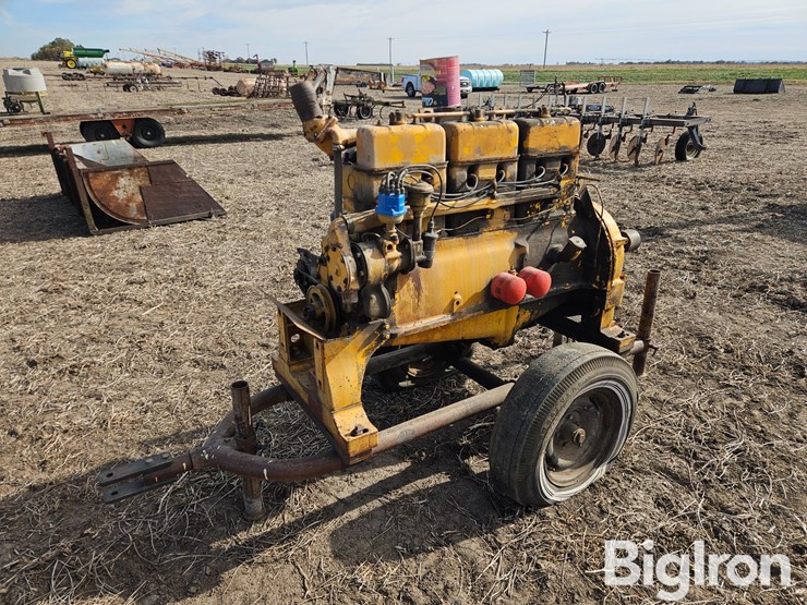 minneapolis-moline-425-a-6-cyl.-power-unit-image-5