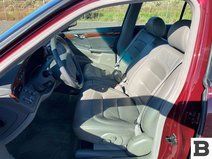 2000-cadillac-deville-sedan-image-23