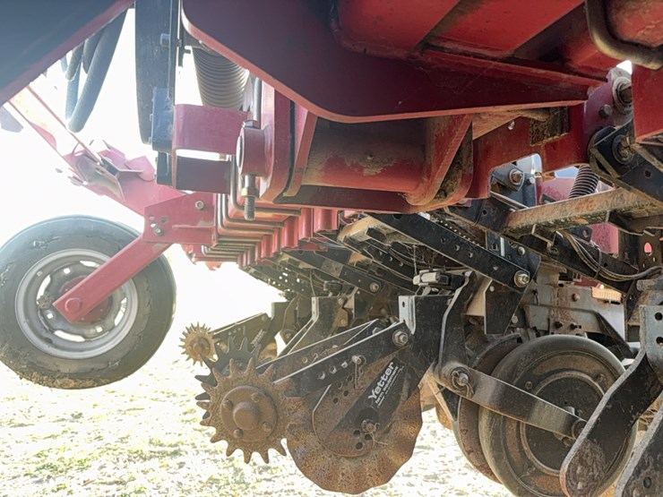 case-ih-1200-image-51