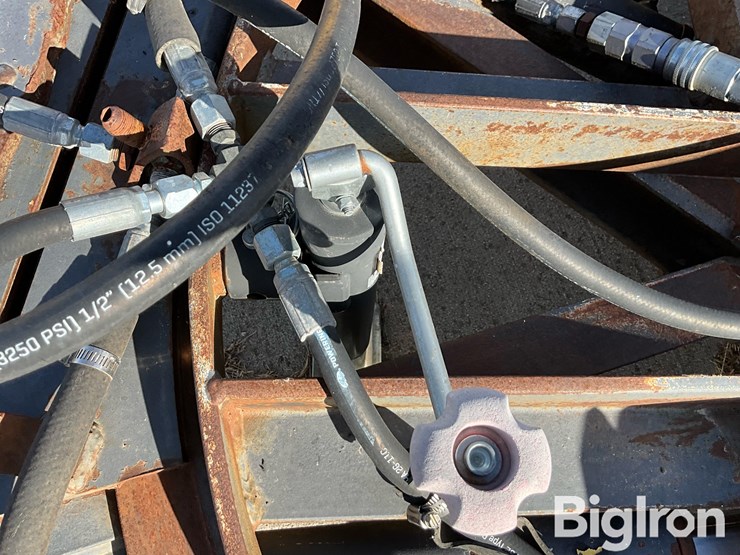 international-7400-image-20