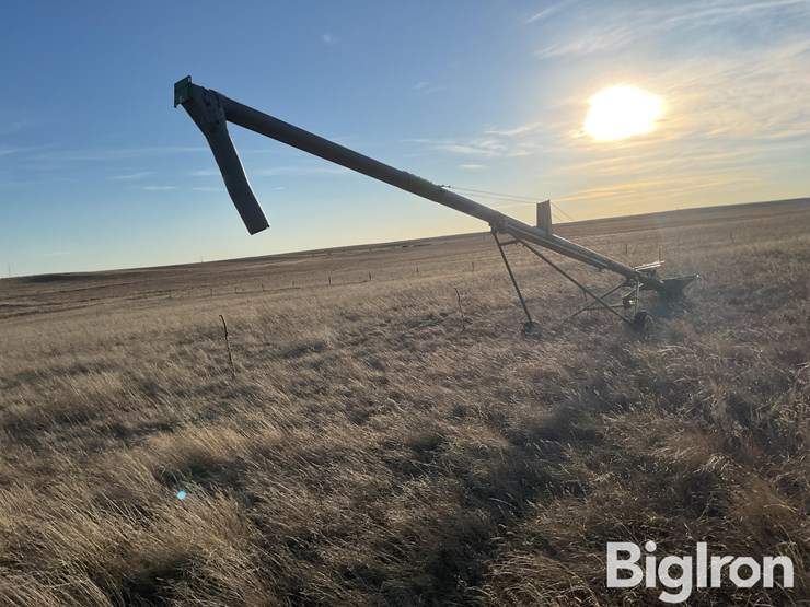 john-deere-8-image-5