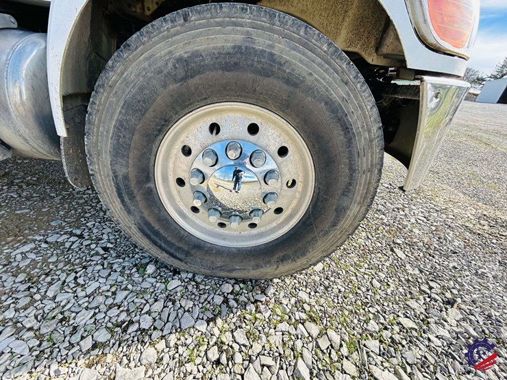 2007-peterbilt-340-image-91