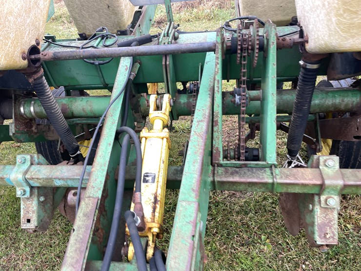 john-deere-7000-image-17