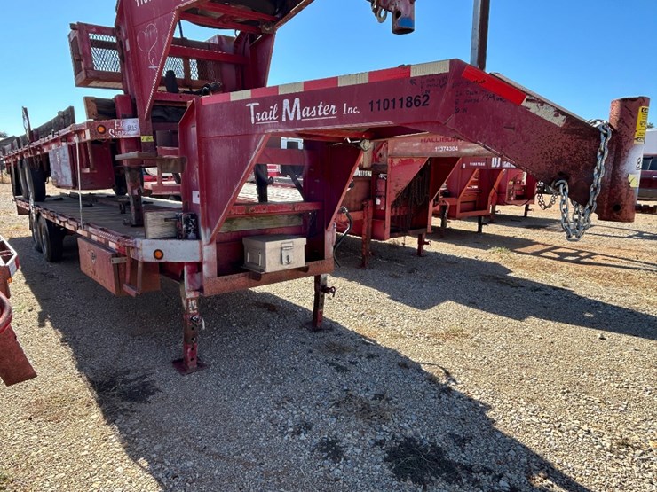 (x)-(8-30)-2007-trail-master-34'l-t/a-gooseneck-t...-image-1