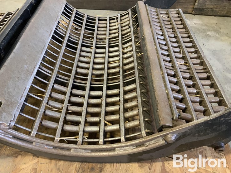 new-holland-cr7090-image-9