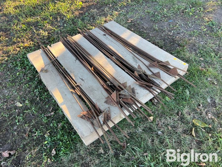 4'-electric-fence-posts-image-3