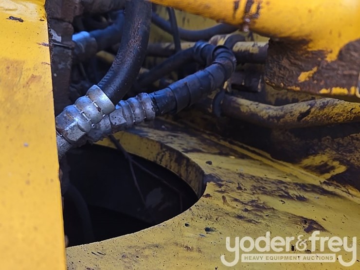 2022-komatsu-pc490-lc-11-image-58