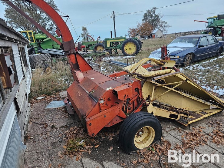 new-holland-770-image-5