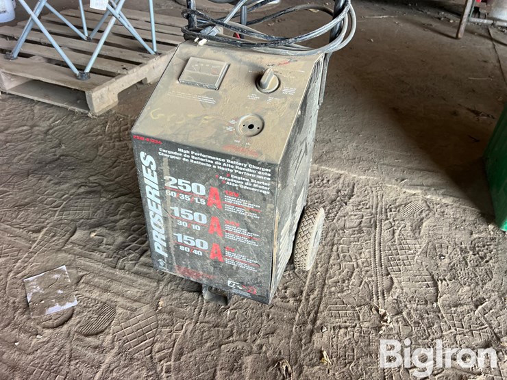 pro-series-battery-charger-image-1