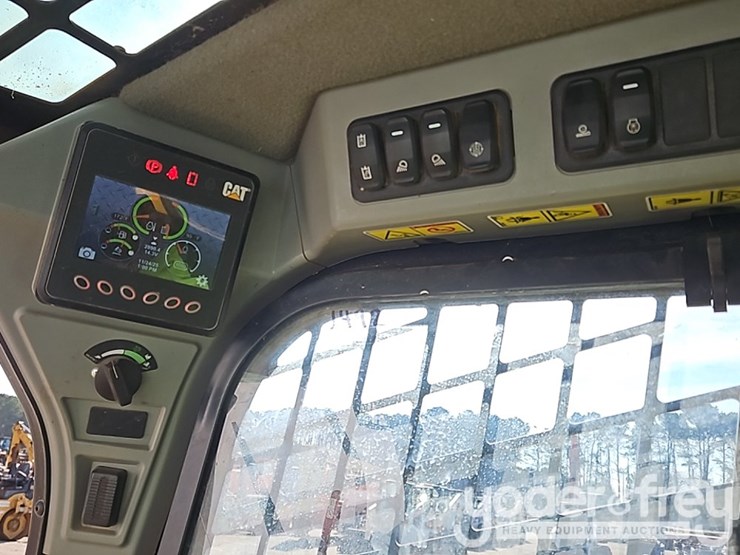 2022-caterpillar-299d3-xe-image-24