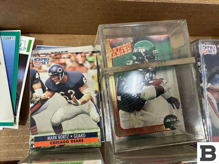 nfl-football-trading-cards,-nba-basketball-trading-cards-image-4