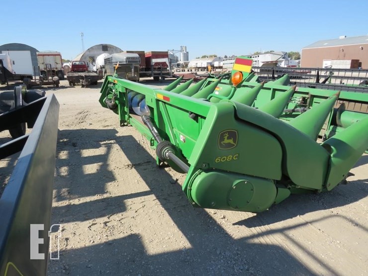 2009-john-deere-608c-image-13