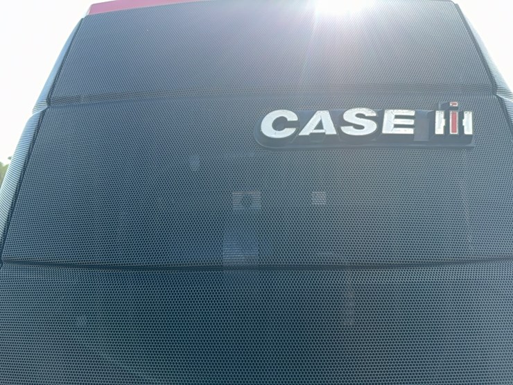case-ih-magnum-335-image-50