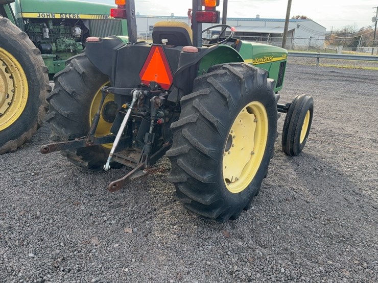 john-deere-5205-image-11