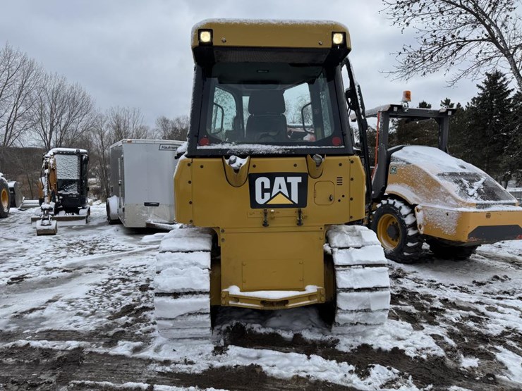 2012-caterpillar-d4k-image-4