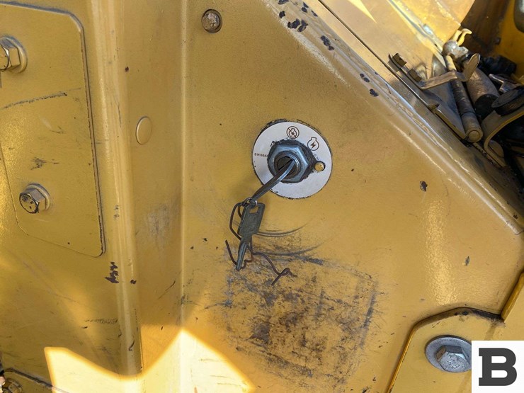 caterpillar-d5b-image-50