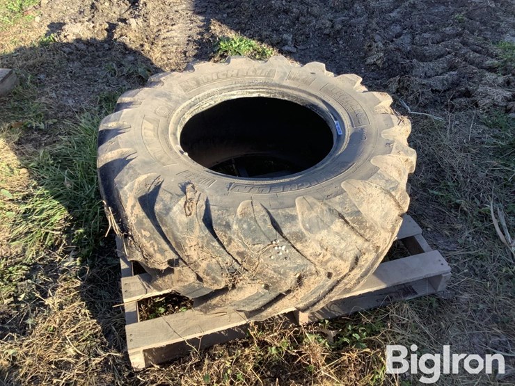 michelin-xmcl-400/70r20-radial-bar-tire-image-4