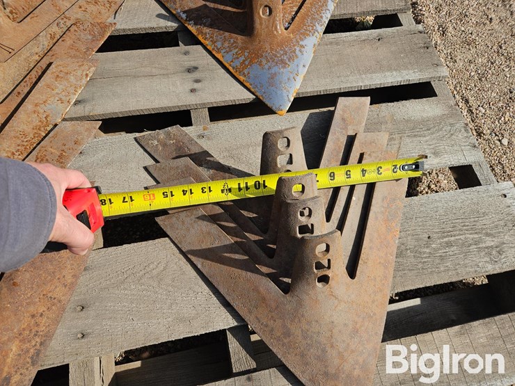 misc.-cultivator-sweeps-image-13