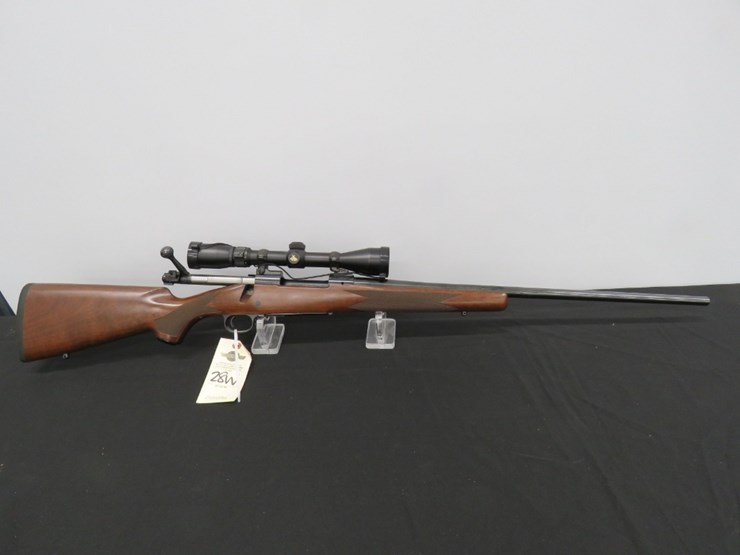 winchester-model-70-classic-sporter-30-06-bolt-action-rifle-image-1