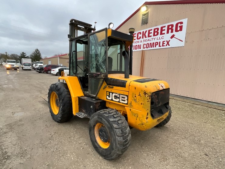 2015-jcb-930-image-15