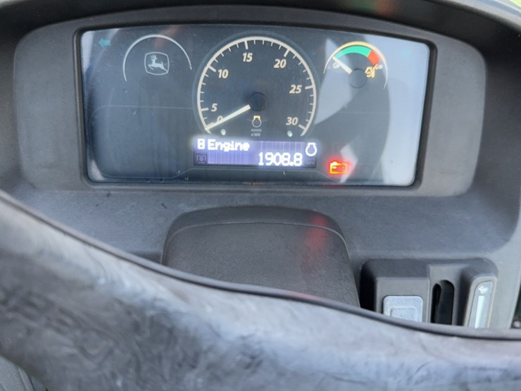 john-deere-3025e-image-17