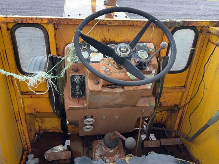 minneapolis-moline-g1000-image-15