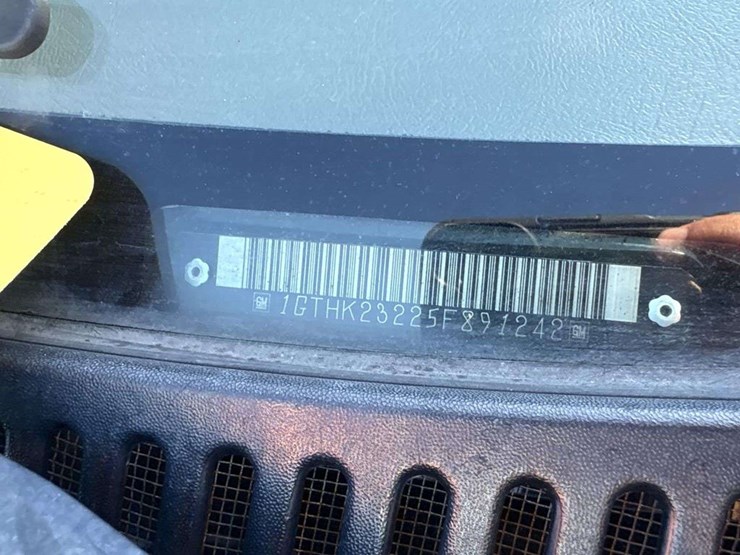 2005-gmc-sierra-2500-image-27