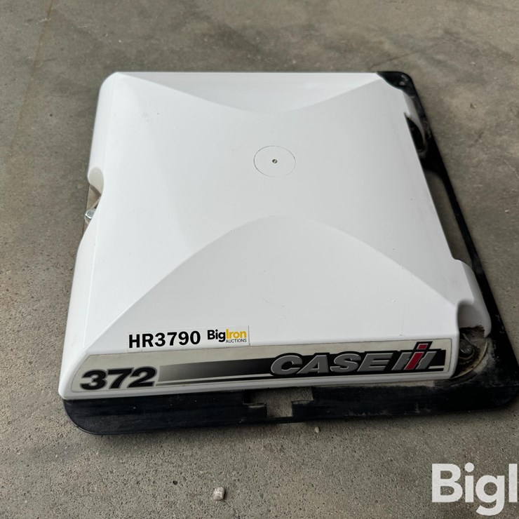 Case IH 372 Guidance Receiver
