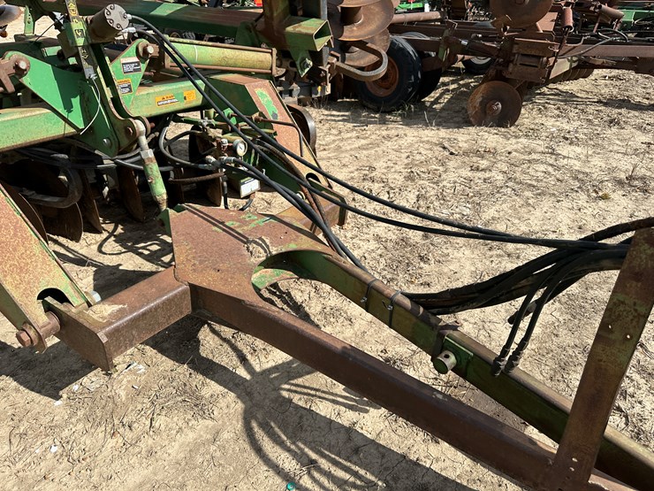 john-deere-635-image-41
