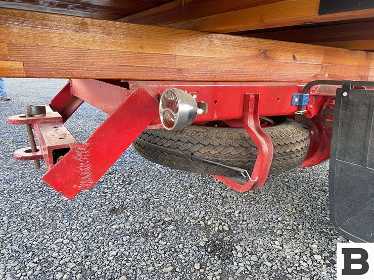 1940-international-d5-30-flatbed-truck-image-20